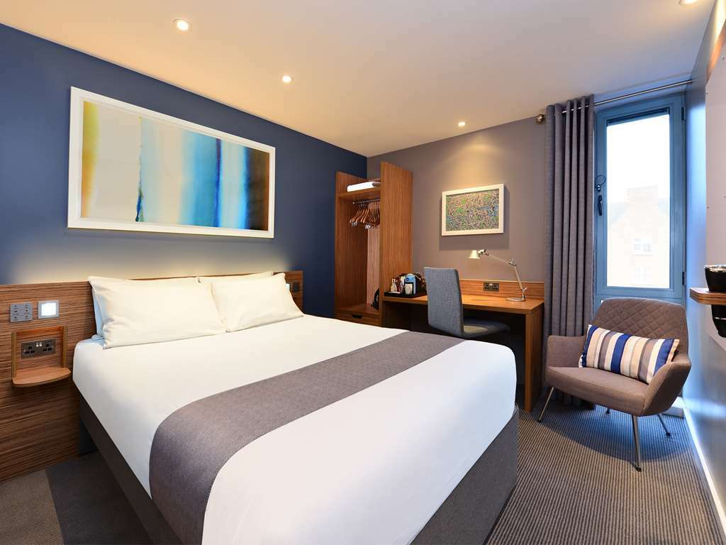 Travelodge London Central Bank Szoba fotó